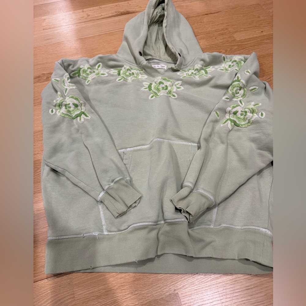 Free people hoodie worn once size medium paid 180